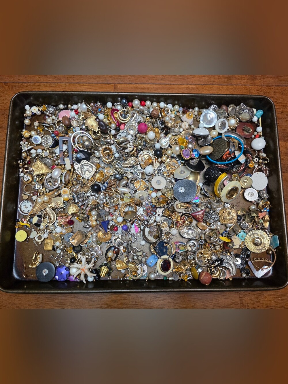 Vintage Costume Craft Scrap Repair Repurpose Upcycle Mostly Single Earring Lot